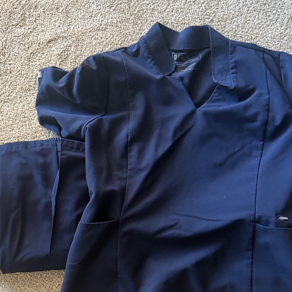 Figs Deep Blue Scrub Top
